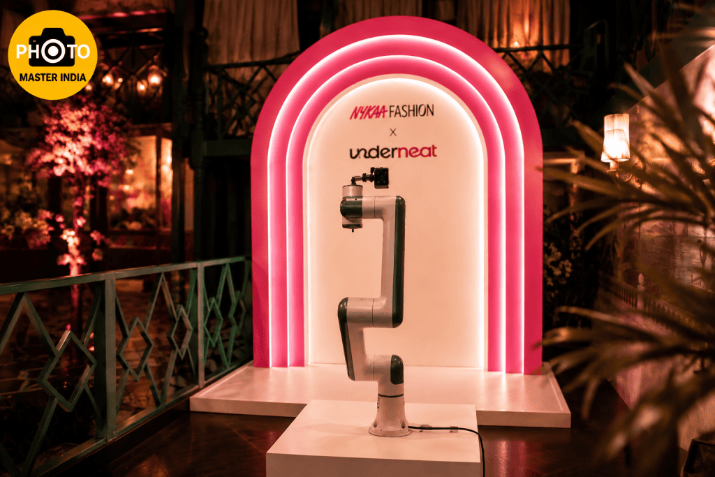 Luxury Glambot experience at the Nykaa Fashion x Underneat collaboration event in Delhi with premium event branding.